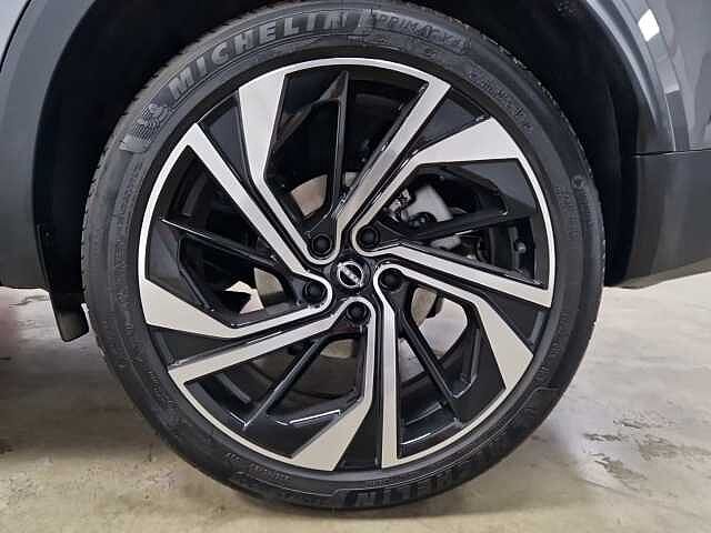 Nissan Qashqai TODOTERRENO 1.3 DIG-T MHEV TEKNA+ 158CV 5P