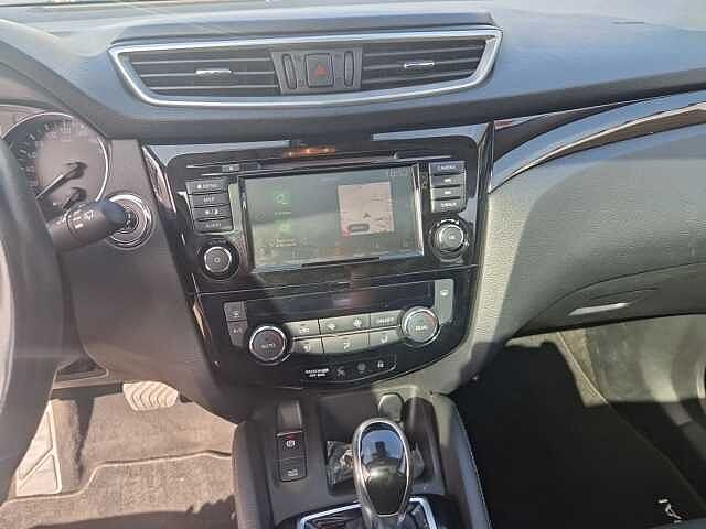 Nissan Qashqai BERLINA 1.3 DIG-T N-CONNECTA DCT 158 CV 158 5P
