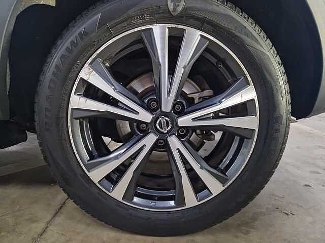 Nissan Qashqai berlina con port&oacute;n 1.3 DIG-T N-CONNECTA 103KW 140 5P