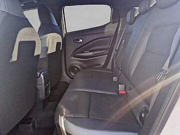Nissan Juke TODOTERRENO 1.0 DIG-T N-CONNECTA 114CV 5P Lunar White