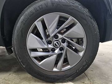 Nissan Qashqai TODOTERRENO 1.3 DIG-T MHEV ACENTA AUTOMATICO 158CV 5P Skyline Grey