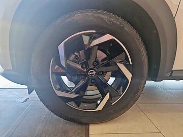 Nissan Juke TODOTERRENO 1.0 DIG-T ACENTA 114CV 5P Lunar White