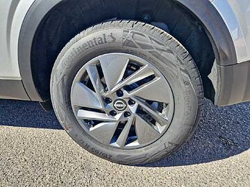 Nissan Qashqai TODOTERRENO 1.3 DIG-T MHEV ACENTA 140CV 5P Diamond Silver