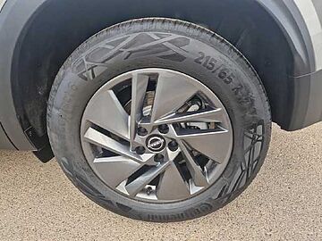 Nissan Qashqai TODOTERRENO 1.3 DIG-T MHEV ACENTA AUTOMATICO 158CV 5P Diamond Silver