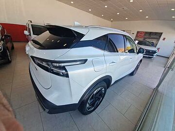 Nissan Qashqai TODOTERRENO 1.3 DIG-T MHEV N-CONNECTA 140CV 5P Kori White