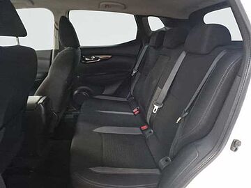 Nissan Qashqai berlina con portón 1.3 DIG-T N-CONNECTA 103KW 140 5P Blanco