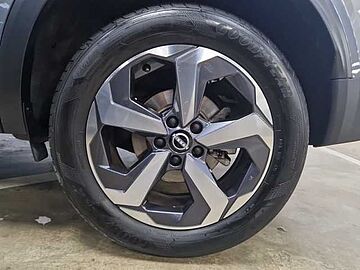 Nissan Qashqai TODOTERRENO 1.3 DIG-T MHEV 116KW N-CONNECTA AUTOMATICO 158CV 5P Skyline Grey