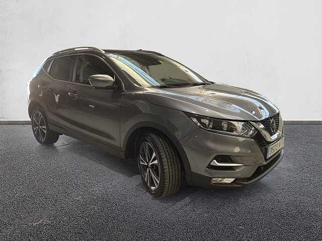 Nissan Qashqai 1.3 DIG-T N-CONNECTA 140CV 5P